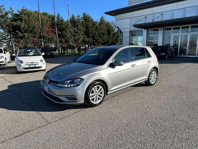 Usata VW Golf VII Business 131 CV (96 kW) 2017 Nero Berlina