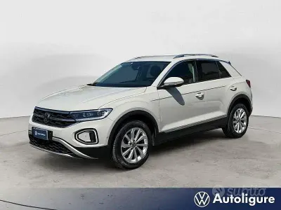 Usata VW T-Roc Style 150 CV (110 kW) 2022 Beige SUV