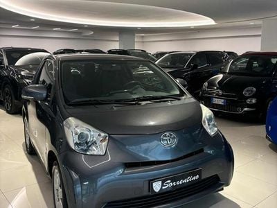 Toyota iQ