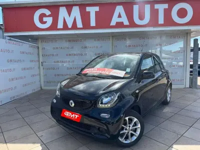 Usata Smart ForFour Passion 71 CV (52 kW) 2015 Nero Utilitaria