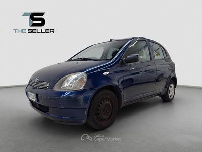 Usata Toyota Yaris Sol 68 CV (50 kW) 2002 Other Berlina