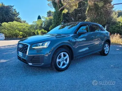 Usata Audi Q2 Business 116 CV (85 kW) 2020 Grigio SUV