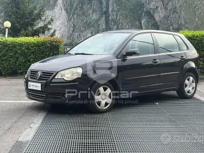 Usata VW Polo Comfortline 64 CV (47 kW) 2006 Grigio Utilitaria