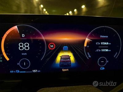 Usata Renault Megane E-Tech Techno 161 kW (220 CV) 2024 Grigio Utilitaria