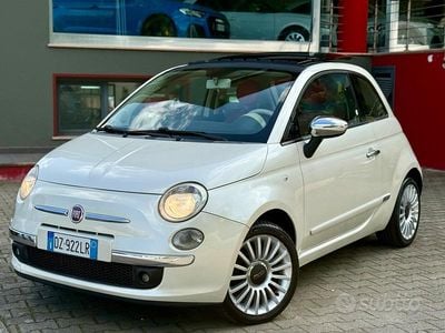 Begagnad Fiat 500 Lounge 75 HK (55 kW) 2009 Vit Cab