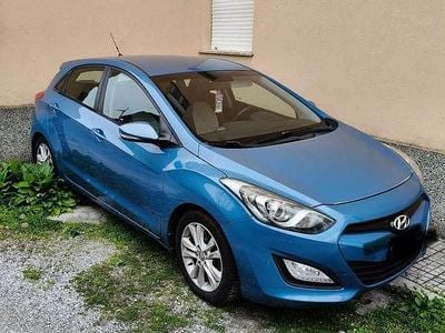 Usata Hyundai i30 Comfort 110 CV (80 kW) 2012 Blu Berlina