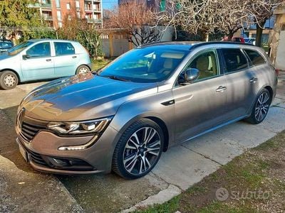 Usata Renault Talisman Initiale Paris 160 CV (117 kW) 2019 Grigio Station wagon