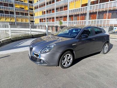 Usata Alfa Romeo Giulietta 120 CV (88 kW) 2018 Grigio Berlina