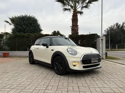 Occasion Mini Cooper D 116 ch (85 kW) 2015 Blanc Citadine