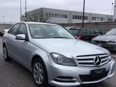 Usata Mercedes C220 170 CV (125 kW) 2012 Argento Berlina