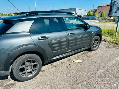 Occasion Citroën C4 82 ch (60 kW) 2016 Gris Berline
