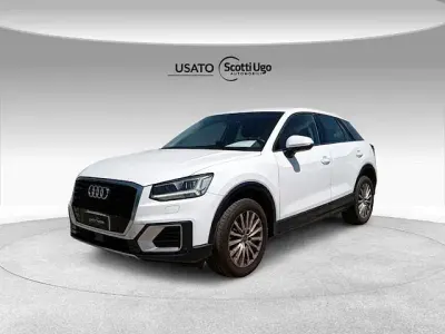 Usata Audi Q2 Admired 116 CV (85 kW) 2019 Bianco SUV