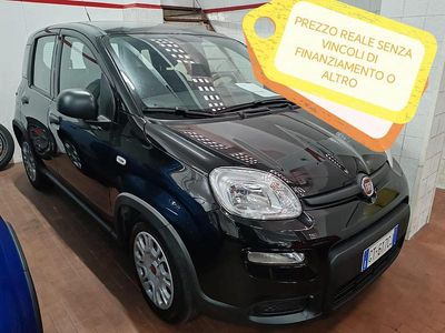 Usata Fiat Panda 70 CV (51 kW) 2024 Nero Cabrio