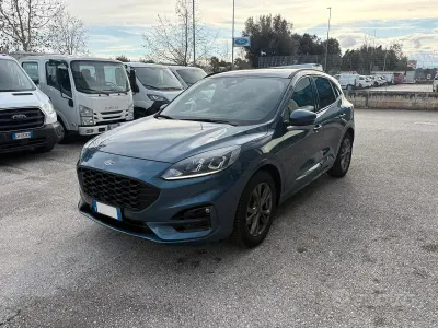 Usata Ford Kuga ST-Line 120 CV (88 kW) 2021 Blu SUV
