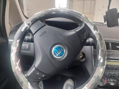 Usata Fiat Punto 77 CV (56 kW) 2007 Grigio Utilitaria