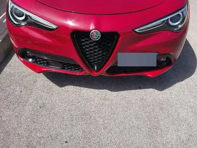 Usata Alfa Romeo Stelvio 190 CV (139 kW) 2019 Rosso SUV