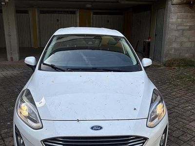 Usata Ford Fiesta 120 CV (88 kW) 2018 Bianco Utilitaria