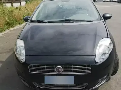 Usata Fiat Grande Punto 77 CV (56 kW) 2009 Nero Utilitaria