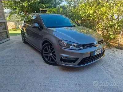 Usata VW Golf VII R-line 110 CV (80 kW) 2017 Grigio Berlina