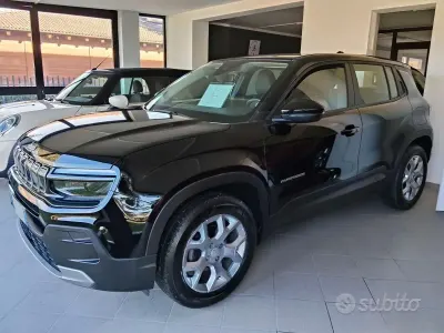 Usata Jeep Avenger Altitude 101 CV (74 kW) 2023 Nero SUV