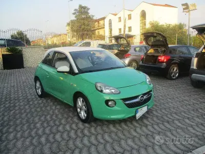 Usata Opel Adam Jam 87 CV (63 kW) 2015 Verde Utilitaria