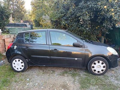 Usata Renault Clio II 2006 Nero Berlina