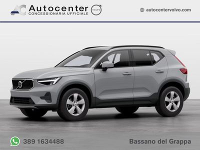 Grigio Usata 2024 Volvo XC40 Core SUV | 38.545 € (Cara)