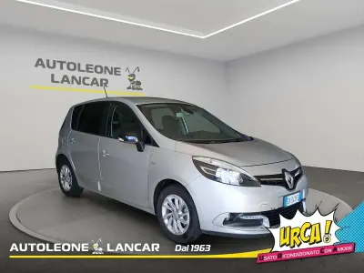 Usata Renault Scénic III 110 CV (80 kW) 2014 Grigio Monovolume