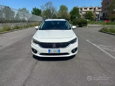 Usata Fiat Fiorino 120 CV (88 kW) 2017 Bianco Monovolume