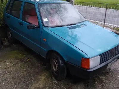 Usata Fiat Uno 45 CV (33 kW) 1989 Bluazzurro Utilitaria