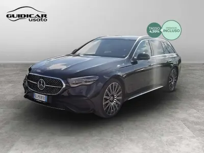 Usata Mercedes E220 AMG line 197 CV (144 kW) 2024 Nero Station wagon