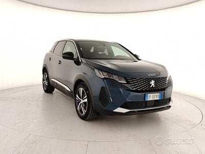 Usata Peugeot 3008 Allure 131 CV (96 kW) 2023 Blu SUV