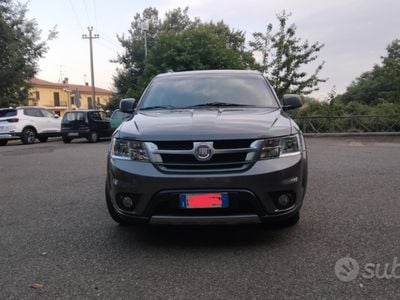 Usata Fiat Freemont Urban 170 CV (125 kW) 2012 Grigio SUV
