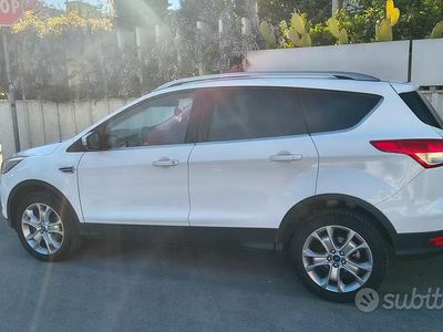 Usata Ford Kuga 150 CV (110 kW) 2016 Bianco SUV