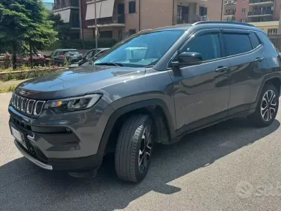Usata Jeep Compass 131 CV (96 kW) 2024 Grigio SUV
