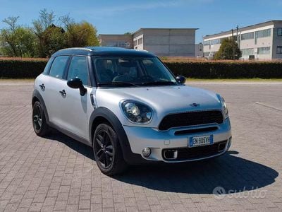 Käytetty Mini Countryman 143 HP (105 kW) 2012 Harmaa Katumaasturi