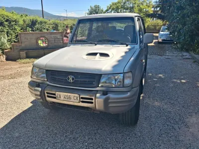 Usata Hyundai Galloper Comfort 100 CV (73 kW) 1998 Argento SUV