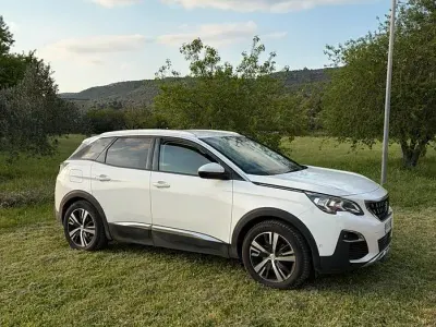 Usata Peugeot 3008 Allure 120 CV (88 kW) 2017 Bianco SUV