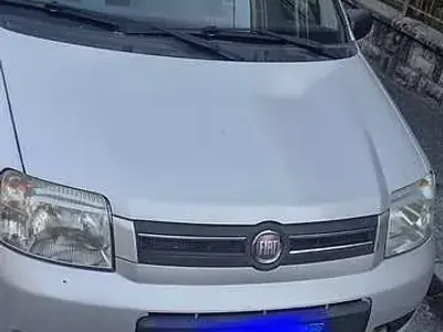 Usata Fiat Panda Dynamic 60 CV (44 kW) 2009 Argento Utilitaria