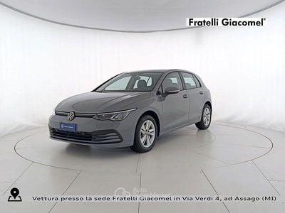 Usata VW Golf VIII Life 116 CV (85 kW) 2023 Gray Berlina