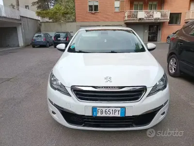 Usata Peugeot 308 Active 120 CV (88 kW) 2016 Bianco Berlina