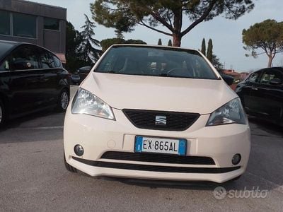 Usata Seat Mii 67 CV (49 kW) 2014 Beige Utilitaria
