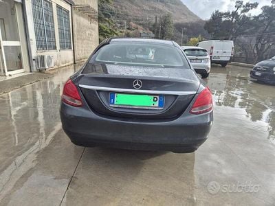 Usata Mercedes C180 116 CV (85 kW) 2016 Grigio Berlina