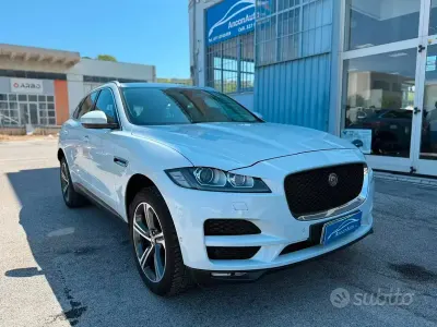 Usata Jaguar F-Pace 180 CV (132 kW) 2018 Bianco SUV