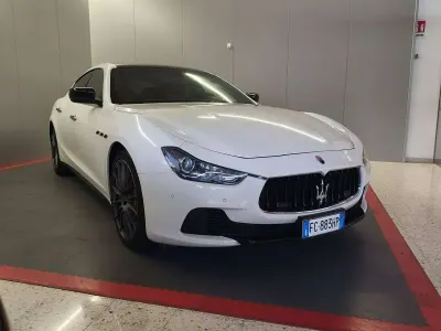Usata Maserati Ghibli 250 CV (183 kW) 2016 Bianco Berlina