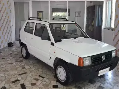 Usata Fiat Panda Young 54 CV (39 kW) 2003 Bianco Utilitaria