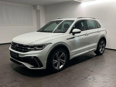 Usata VW Tiguan R-line 150 CV (110 kW) 2022 Bianco SUV
