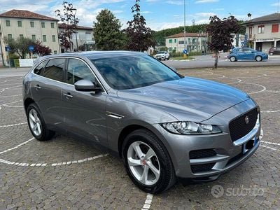 Usata Jaguar F-Pace 180 CV (132 kW) 2021 Grigio SUV