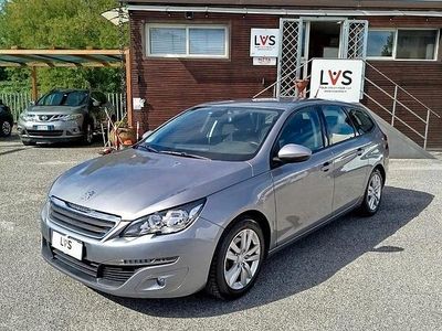 Usata Peugeot 308 SW 115 CV (84 kW) 2015 Grigio Station wagon