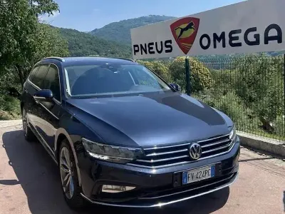 Usata VW Passat Executive 190 CV (139 kW) 2019 Nero Station wagon